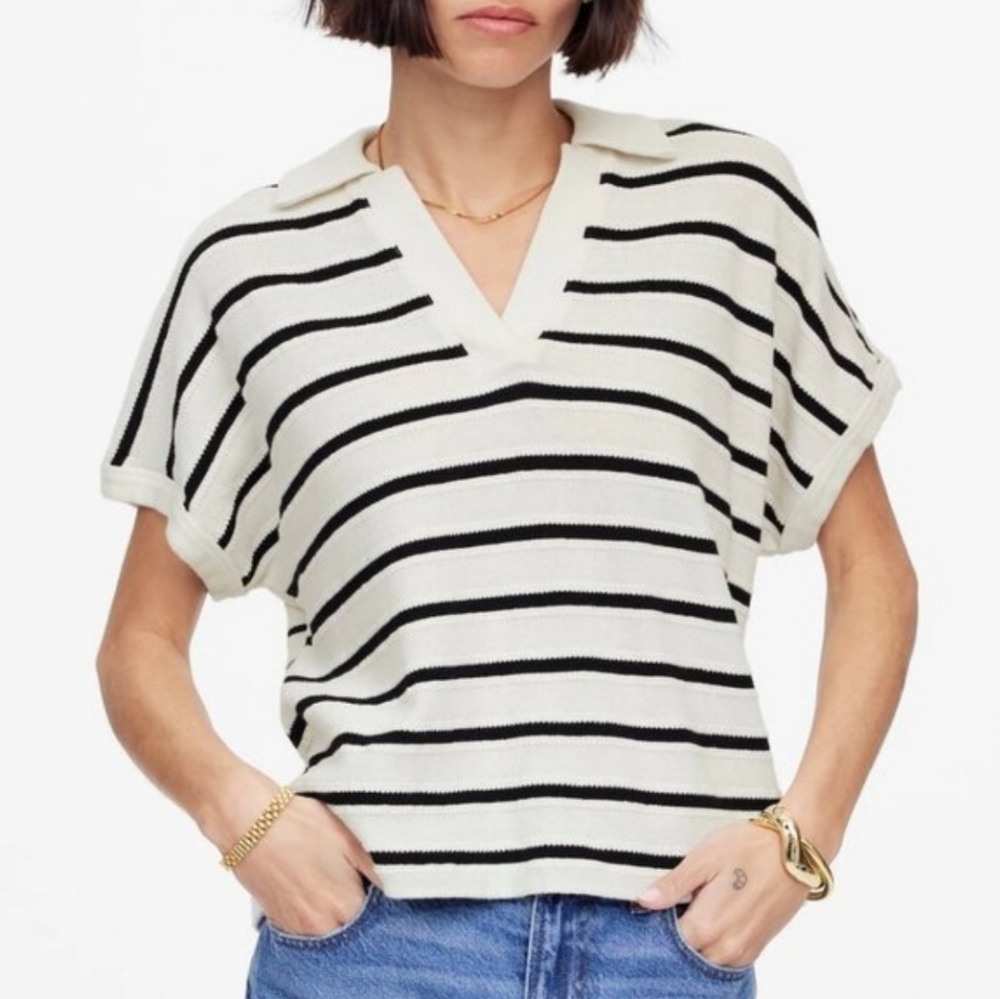 Madewell Relaxed White and Black Striped V-Neck Sweater, Size Medium